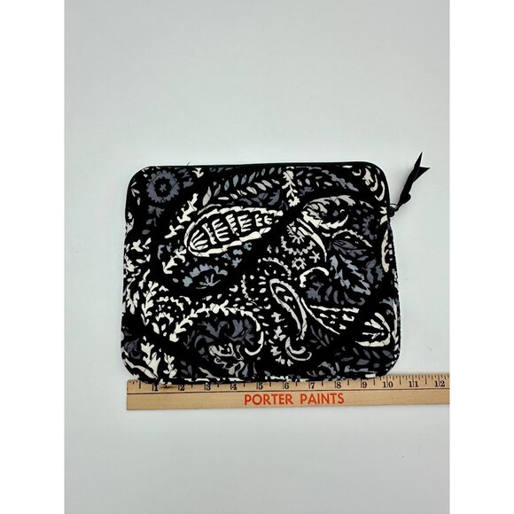 Vera Bradley Paisley Noir 10 Inch Black & White Quilted Tablet Sleeve - Picture 4 of 5